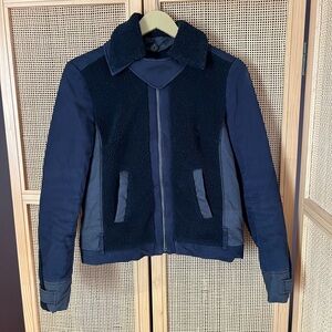 Lacoste Sherpa Motto Jacket, Blue, Size 40/Women’s 8